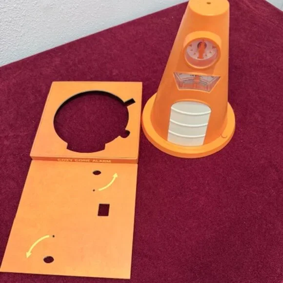 Disney Pixar Cars Movie Cozy Cone Motel Figure Sound & Moving Elements - Picture 4 of 7